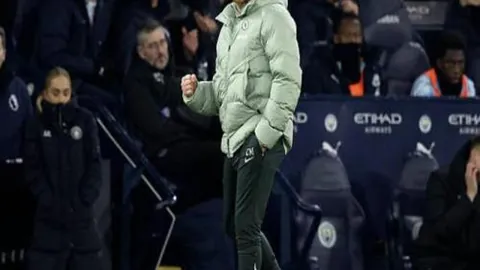 法国对克罗地亚悬殊效率，数据揭示：射门17比8，射正6比4，比分0-2